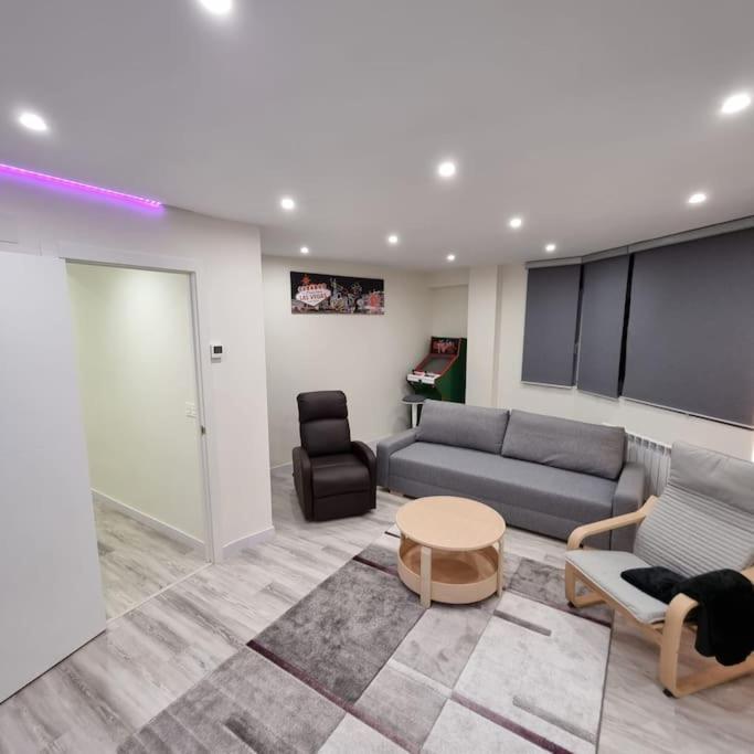 Soho Boutique Tioda, Totalmente Reformado Junto A Las Estaciones, Wifi Lägenhet Oviedo Exteriör bild